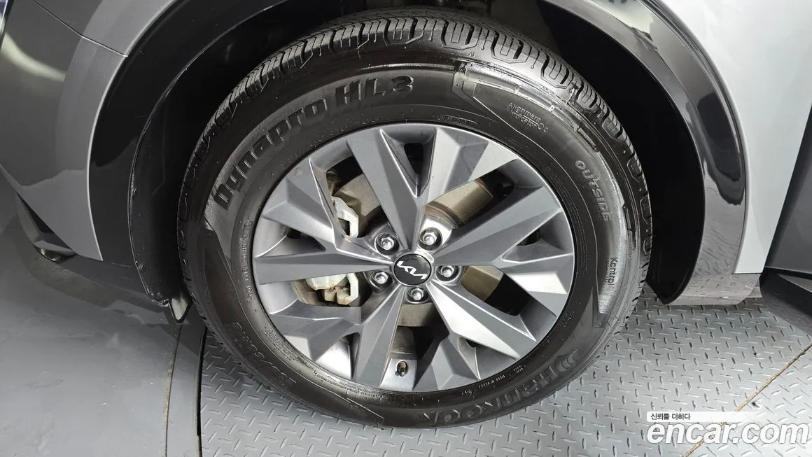 Kia Sportage — фото 7