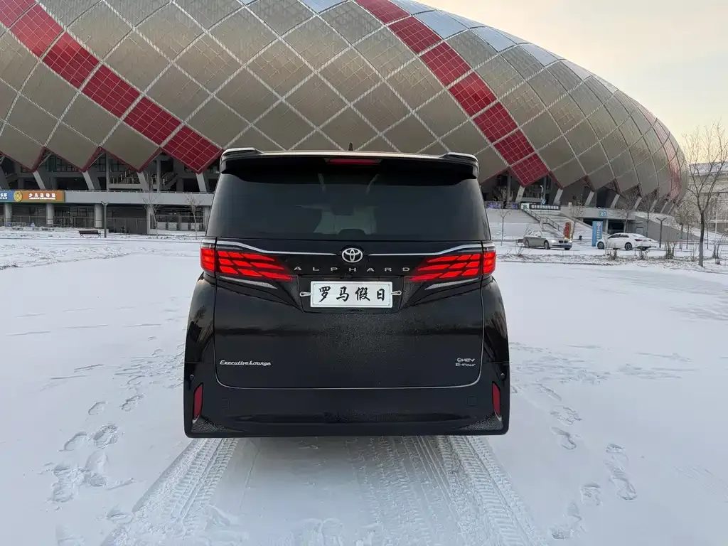 Toyota Alphard 2023 из CN, фото 6