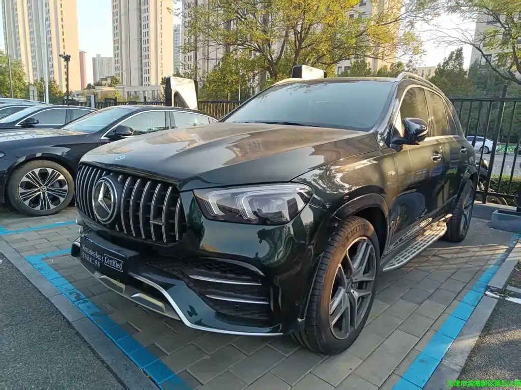 Mercedes-Benz GLE AMG — фото 1