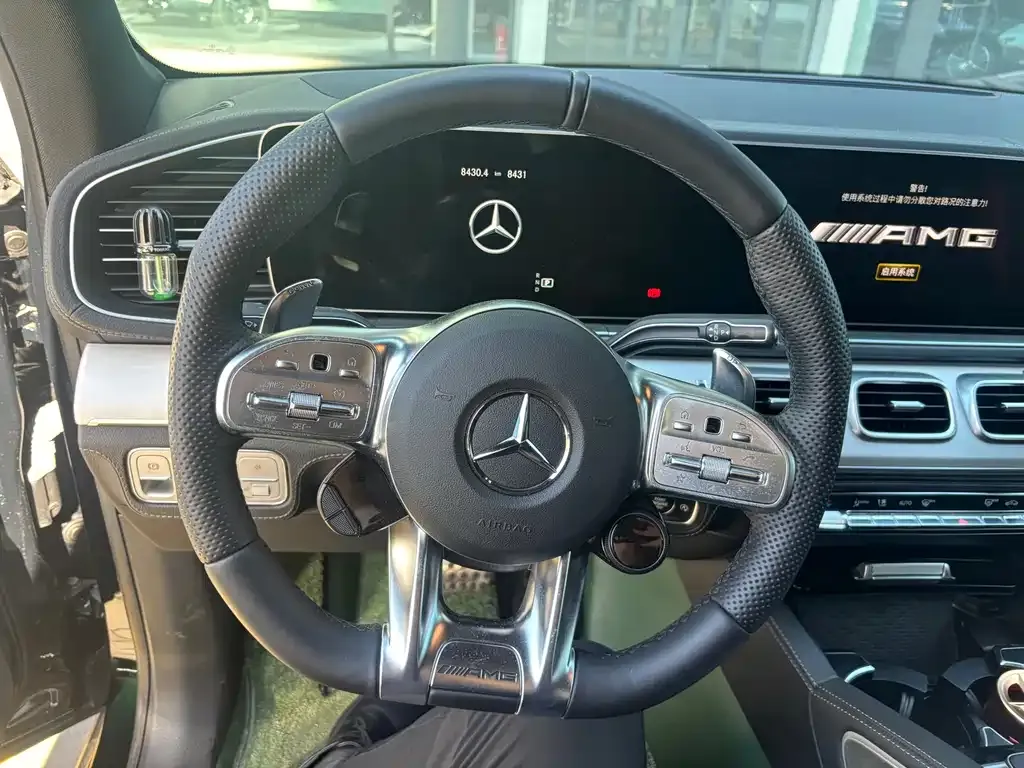 Mercedes-Benz GLE AMG — фото 7