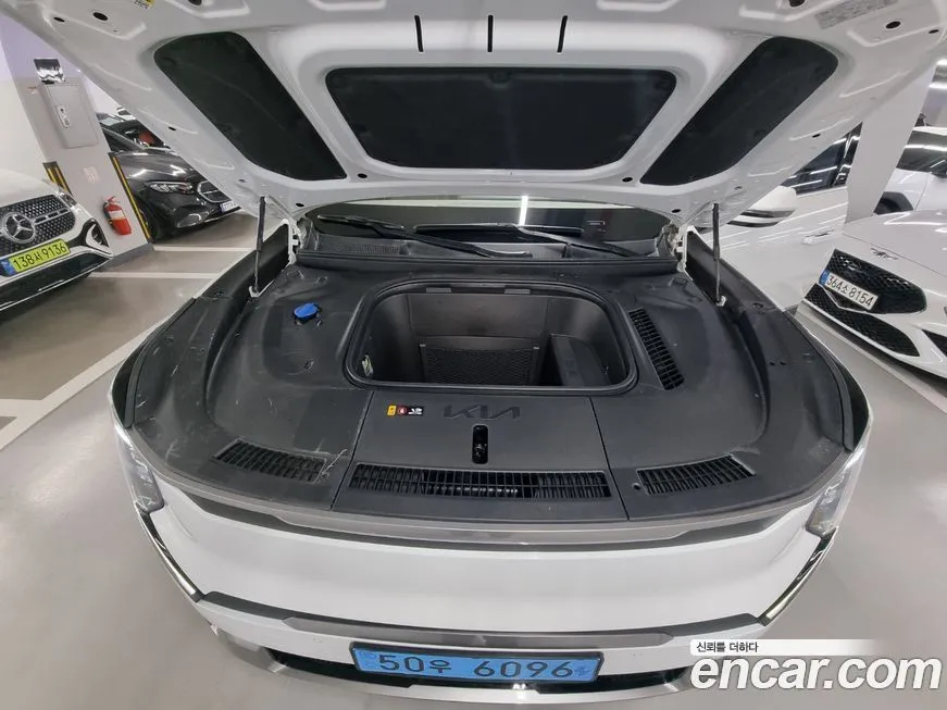 Kia EV9 2024 из KR, фото 10