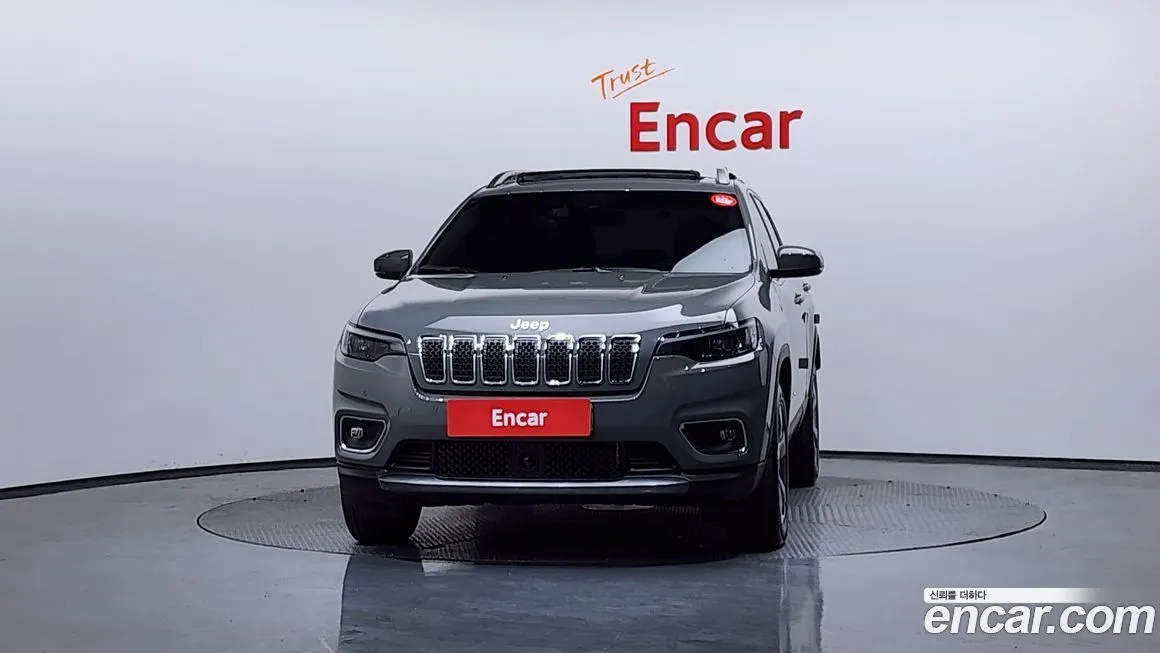 Jeep Cherokee — фото 3