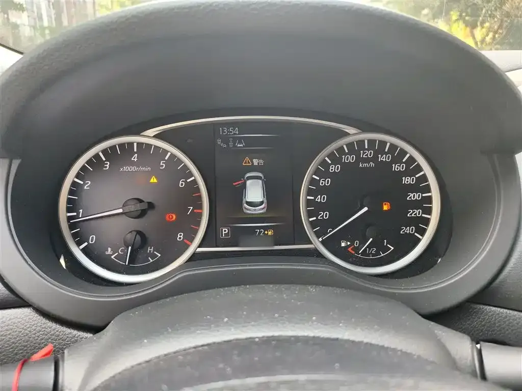 Nissan Tiida 2022 из CN, фото 7