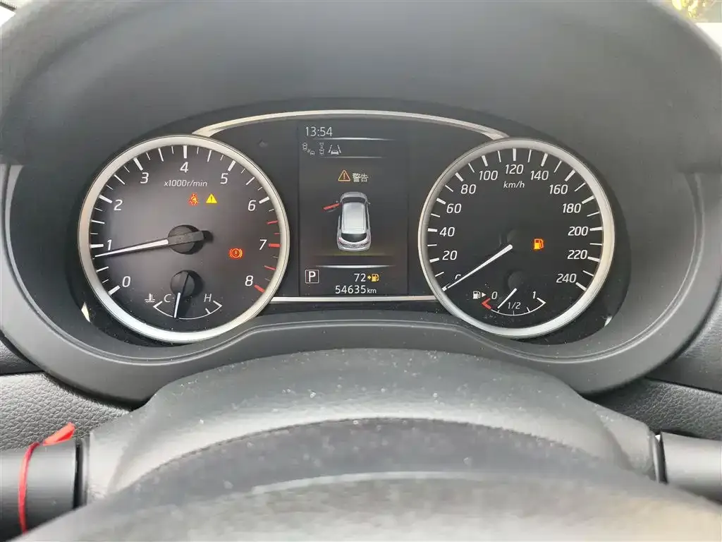 Nissan Tiida 2022 из CN, фото 2