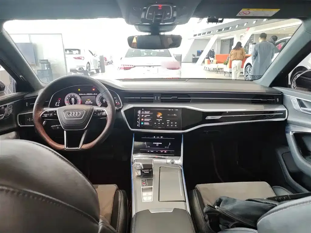 Audi A6L 2024 из CN, фото 5