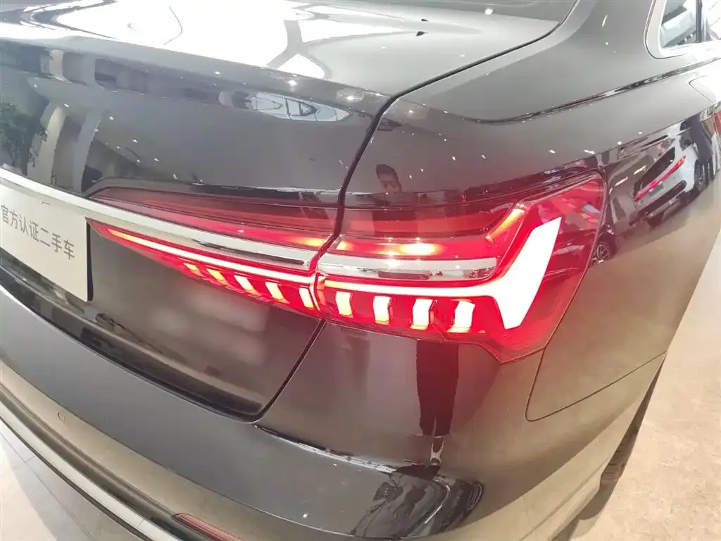 Audi A6L 2024 из CN, фото 3