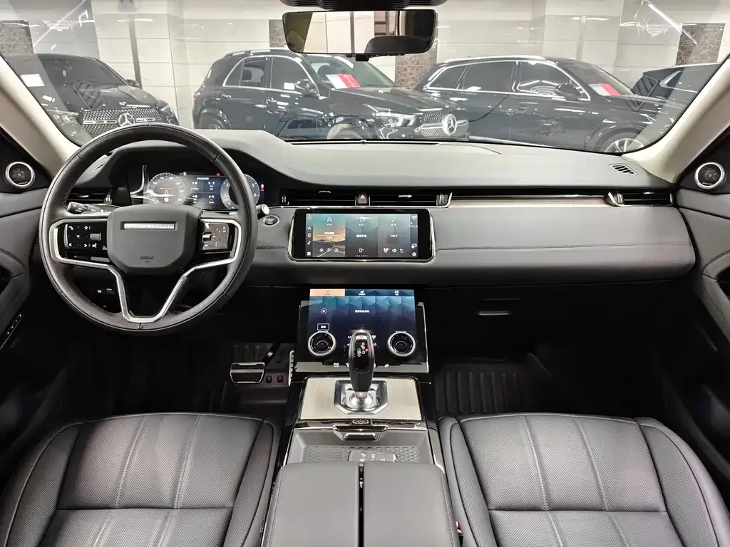 Land Rover Evoque 2023 из CN, фото 3