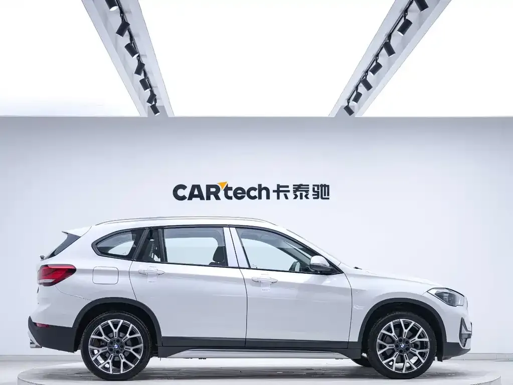 BMW X1 2022 из CN, фото 2