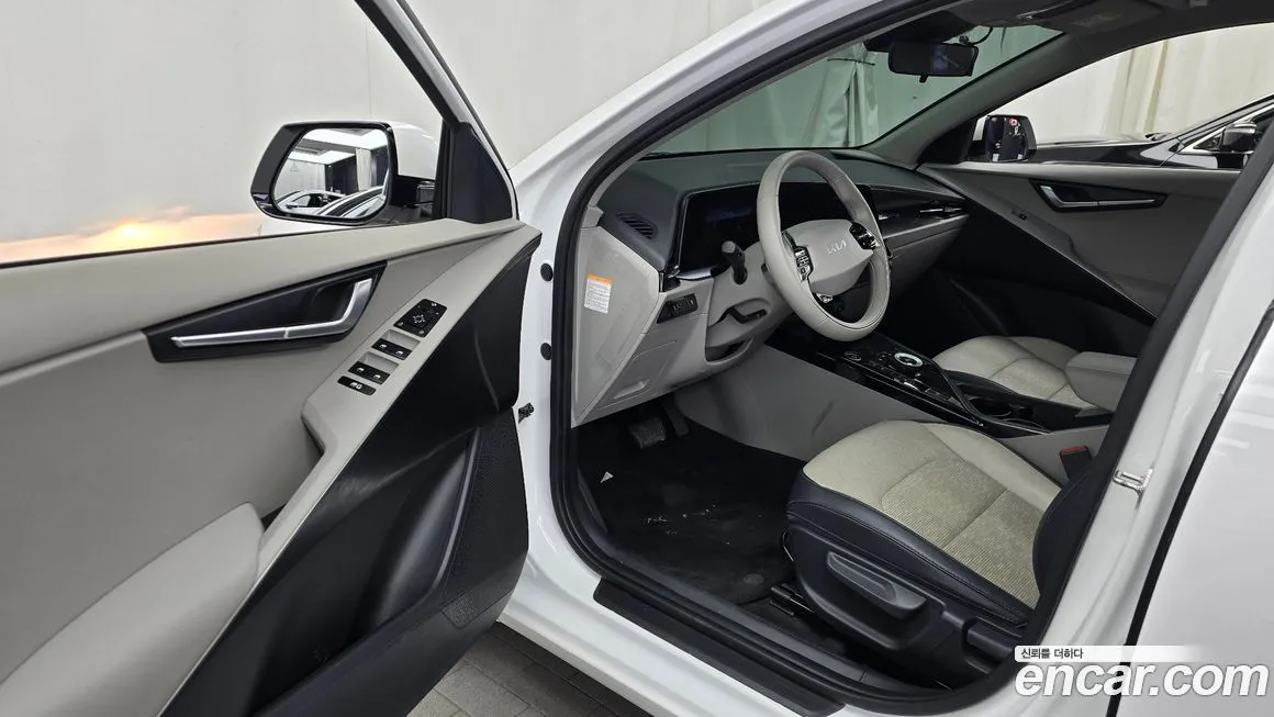 Kia Niro 2023 из KR, фото 5
