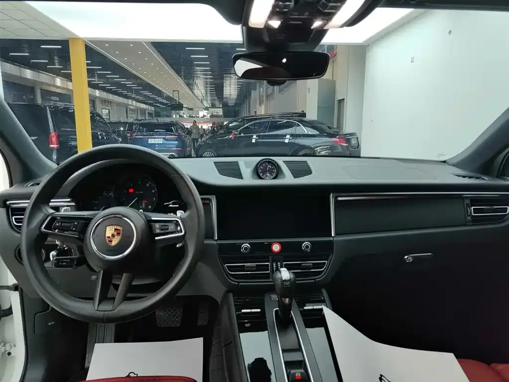 Porsche Macan 2024 из CN, фото 5