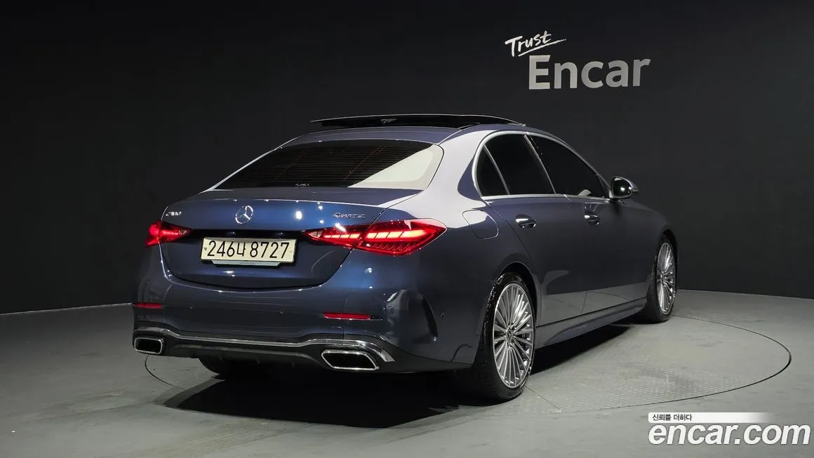 Mercedes-Benz C-Class 2023 из KR, фото 2