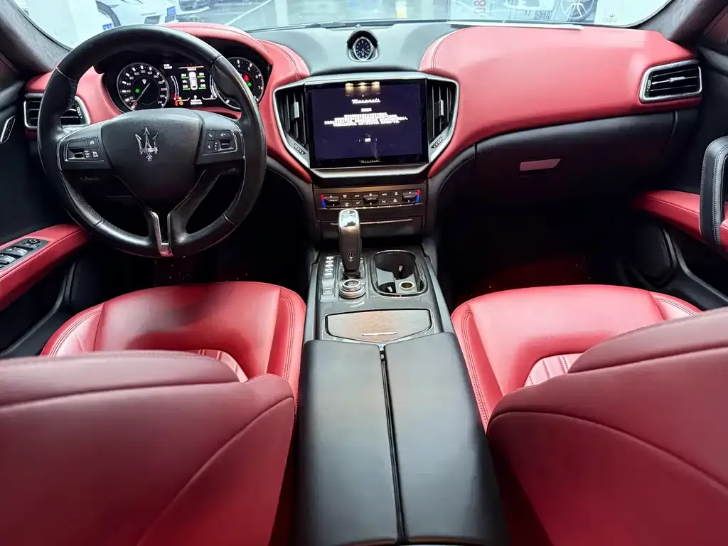 Maserati Ghibli 2024 из CN, фото 4