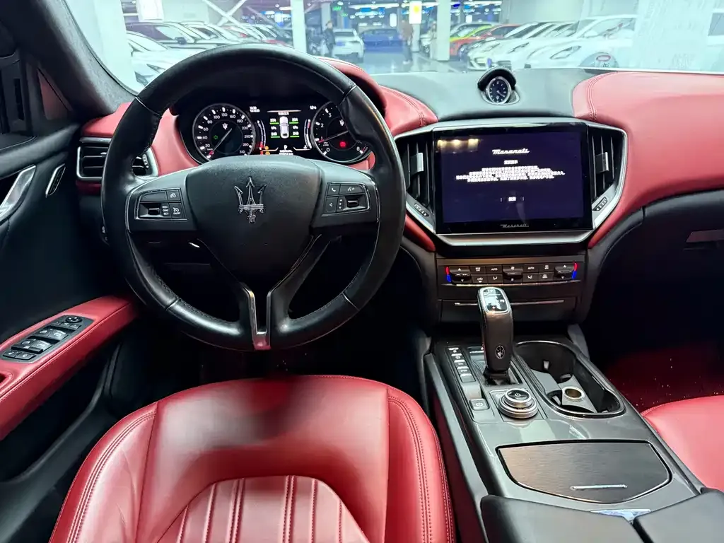 Maserati Ghibli 2024 из CN, фото 8