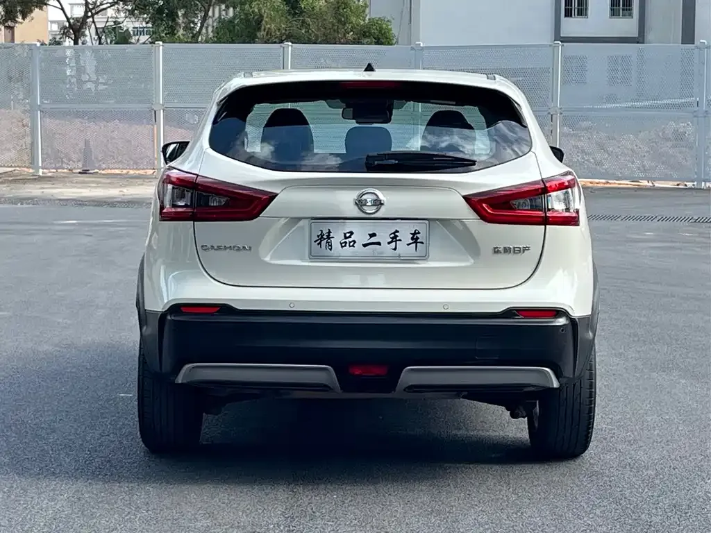 Nissan Qashqai — фото 5