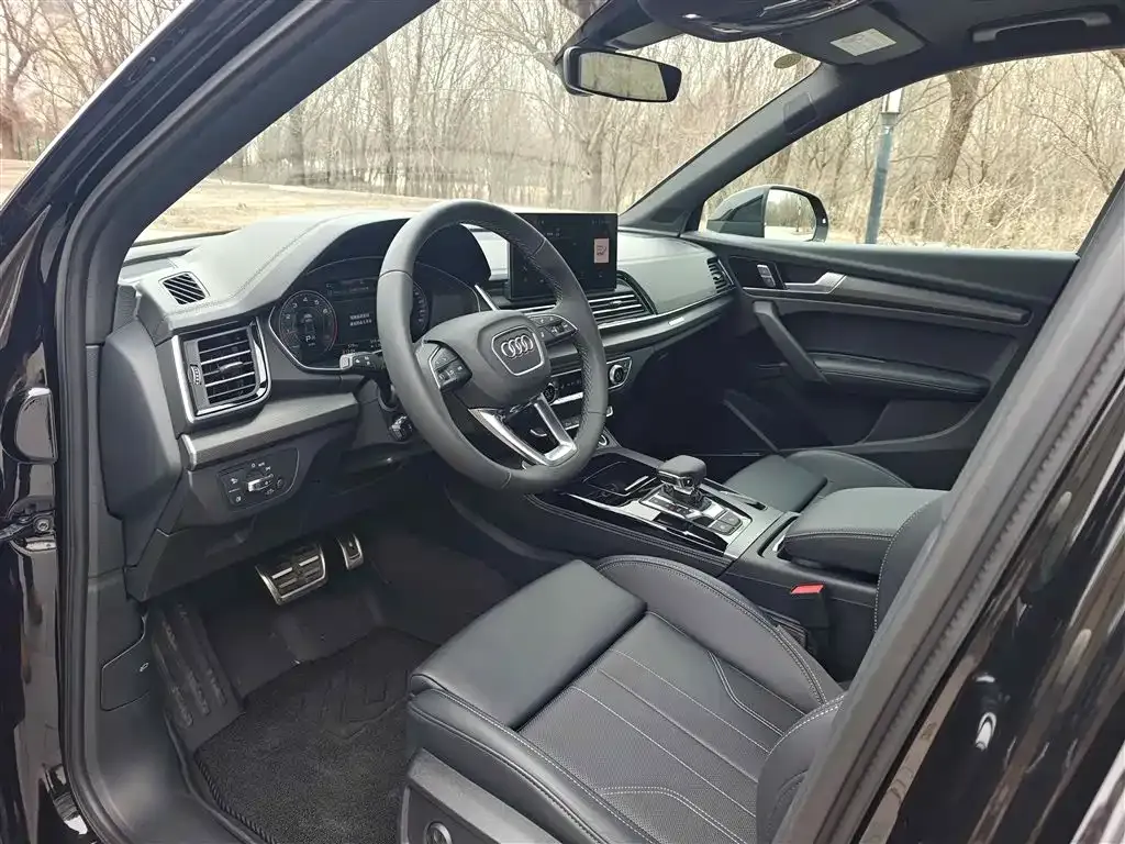 Audi Q5L 2025 из CN, фото 3