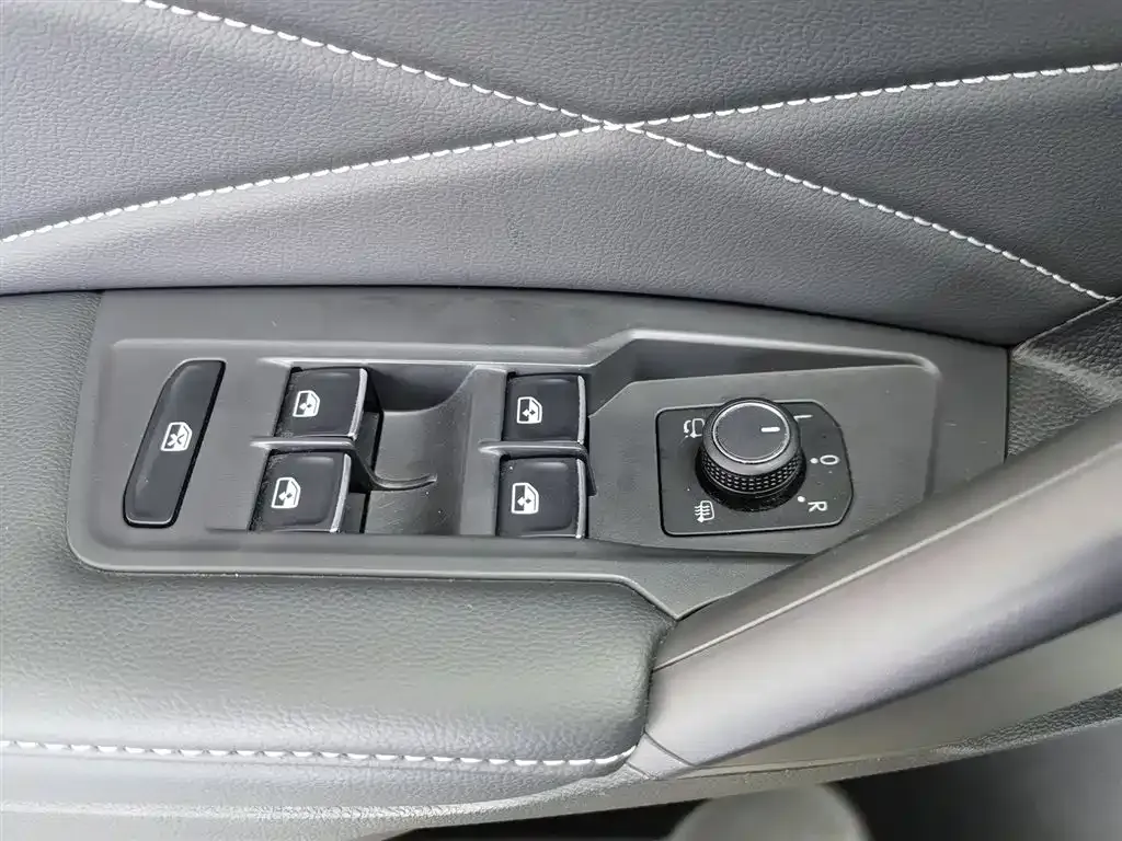 Volkswagen Tiguan L 2024 из CN, фото 9