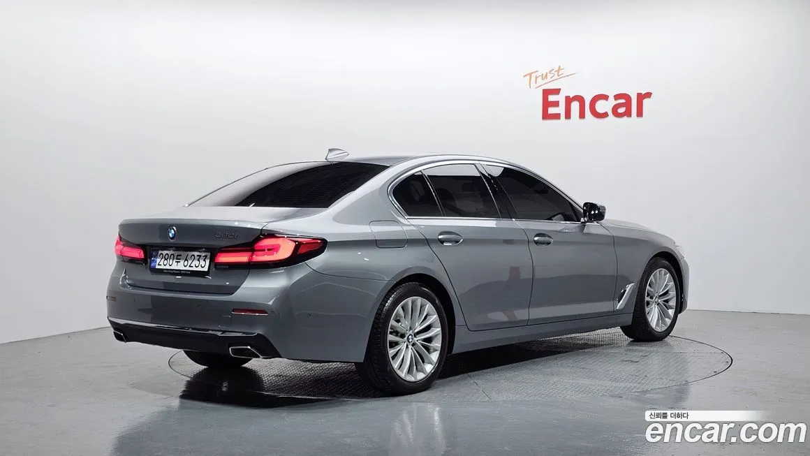 BMW 5-Series 2023 из KR, фото 5