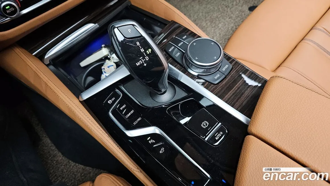 BMW 5-Series 2023 из KR, фото 9