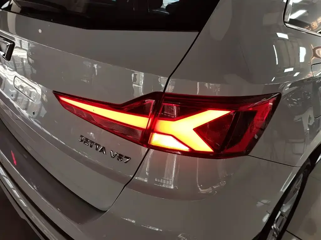 Jetta VS7 2023 из CN, фото 8