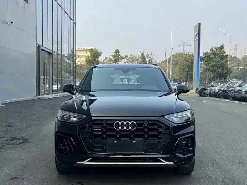 Audi Q5L 2024 из CN, фото 1