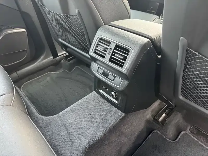 Audi Q5L 2024 из CN, фото 8