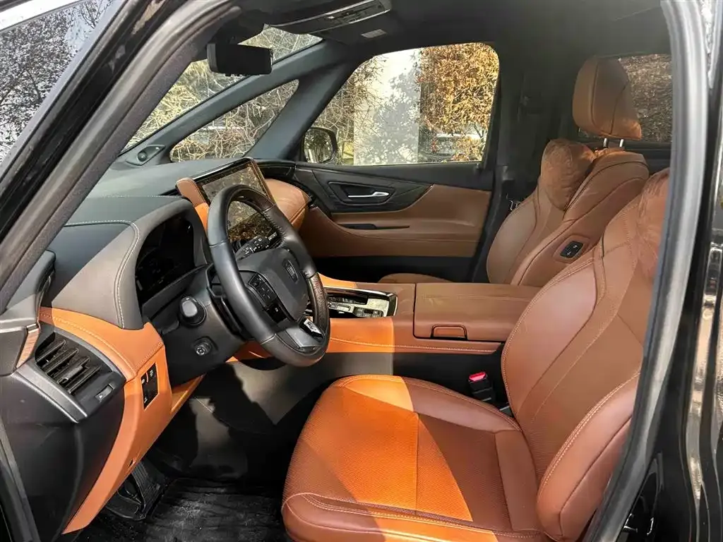 Toyota Vellfire — фото 3