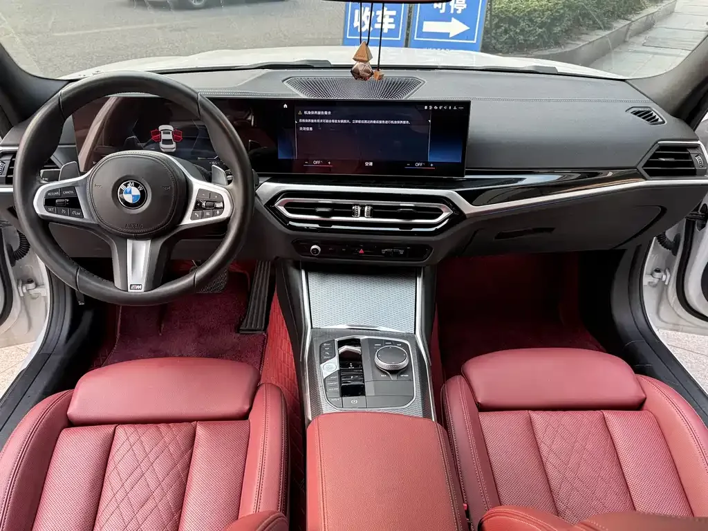 BMW 3 Series 2023 из CN, фото 10