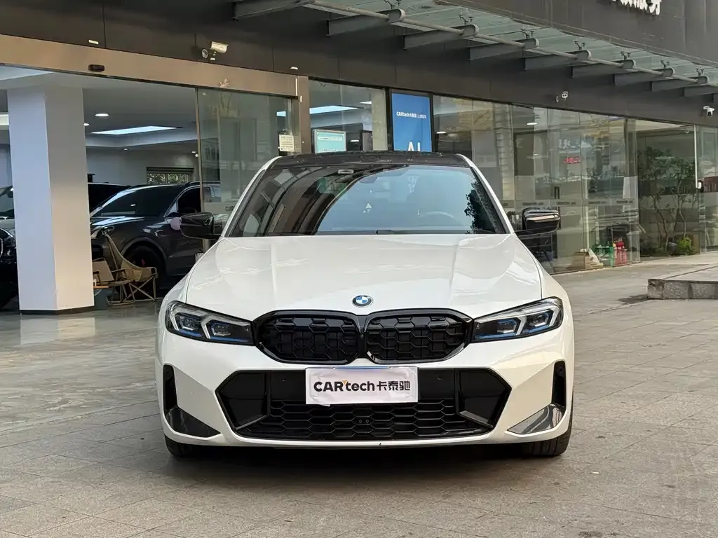 BMW 3 Series 2023 из CN, фото 8