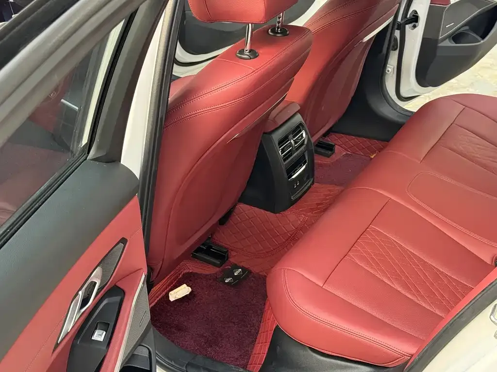 BMW 3 Series 2023 из CN, фото 7