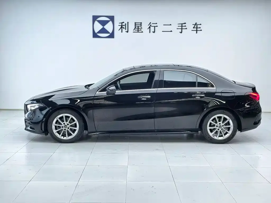 Mercedes-Benz A-Class 2021 из CN, фото 2