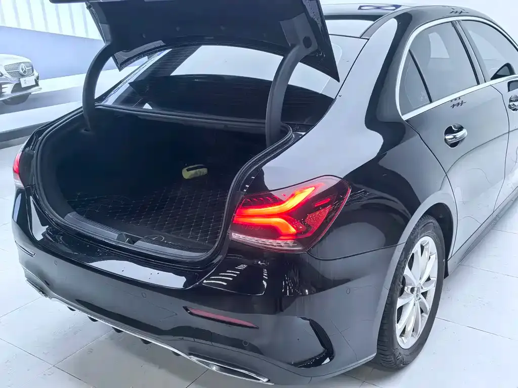 Mercedes-Benz A-Class 2021 из CN, фото 8