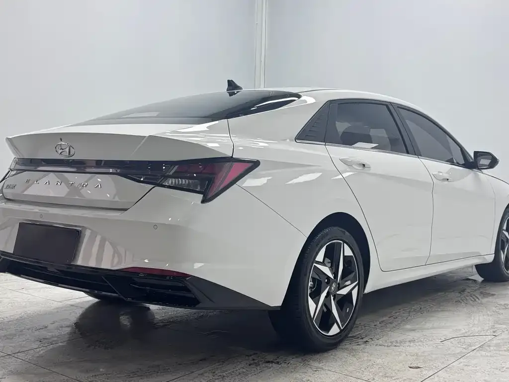 Hyundai Elantra 2021 из CN, фото 3