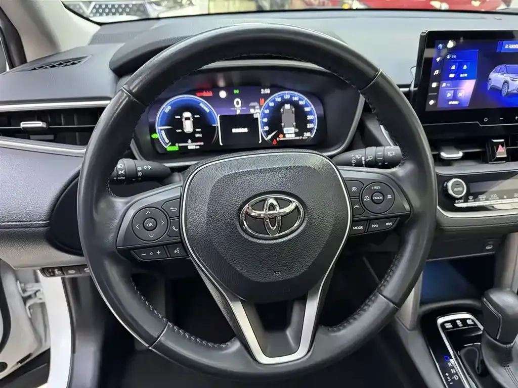 Toyota Frontlander 2023 из CN, фото 10