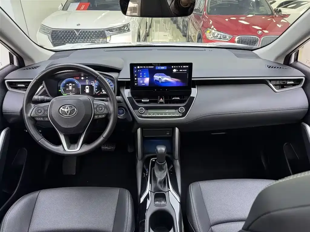 Toyota Frontlander 2023 из CN, фото 8