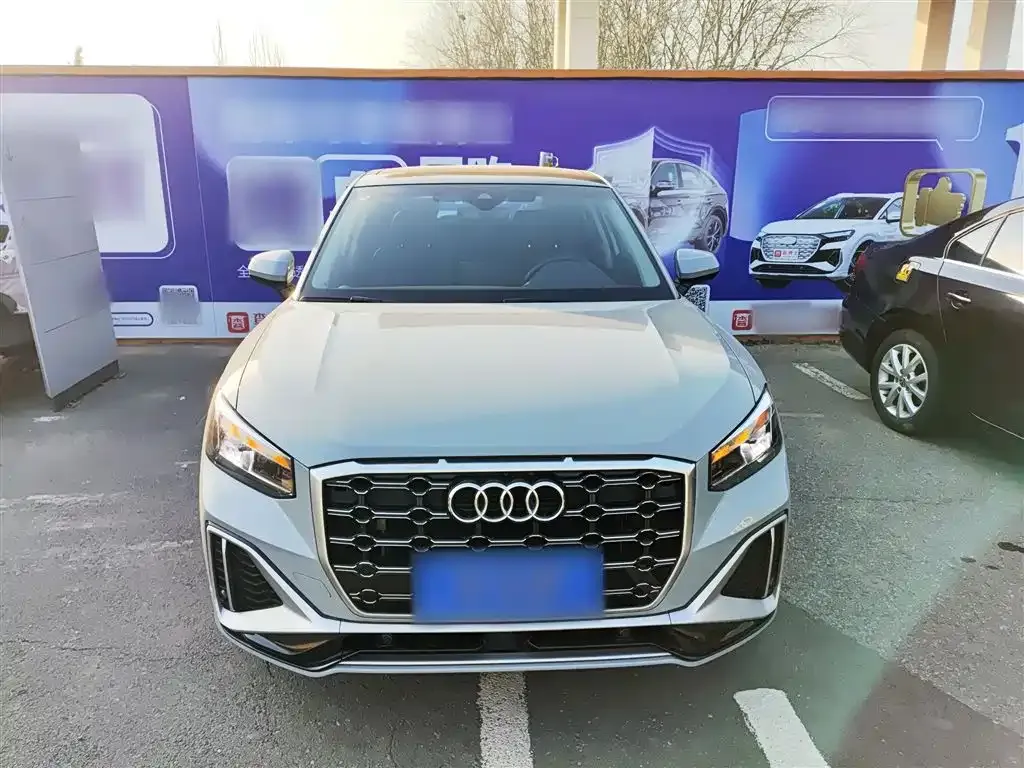 Audi Q2L 2024 из CN, фото 4