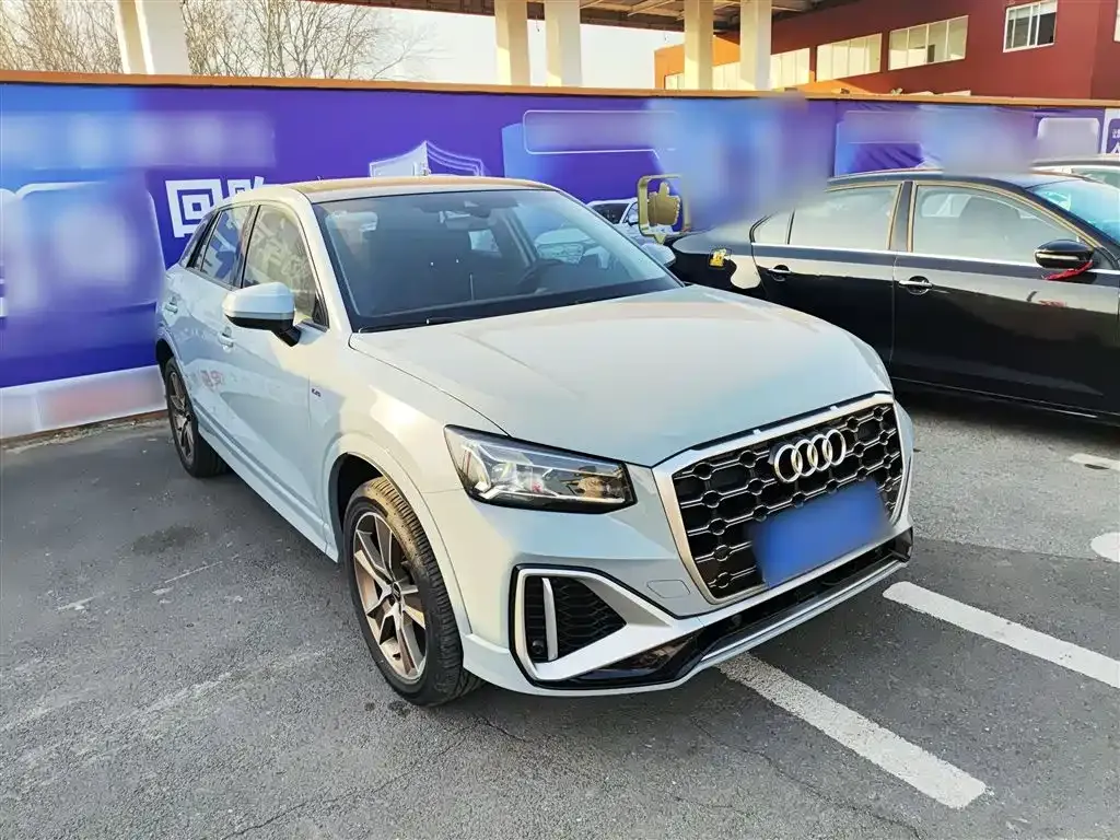 Audi Q2L 2024 из CN, фото 5