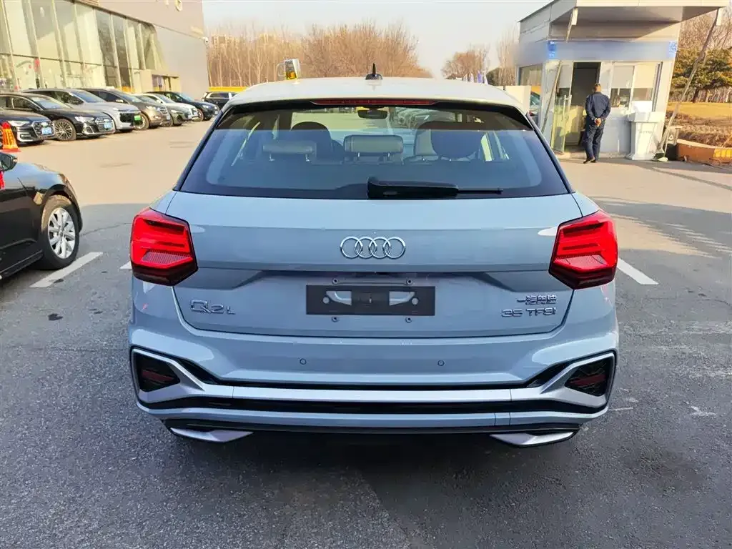 Audi Q2L 2024 из CN, фото 10