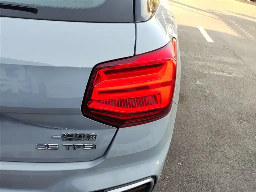 Audi Q2L 2024 из CN, фото 9