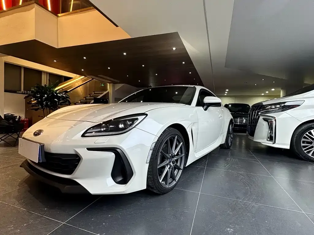 Subaru BRZ — фото 1
