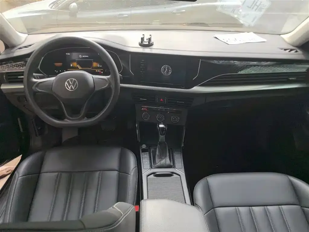 Volkswagen Passat — фото 10