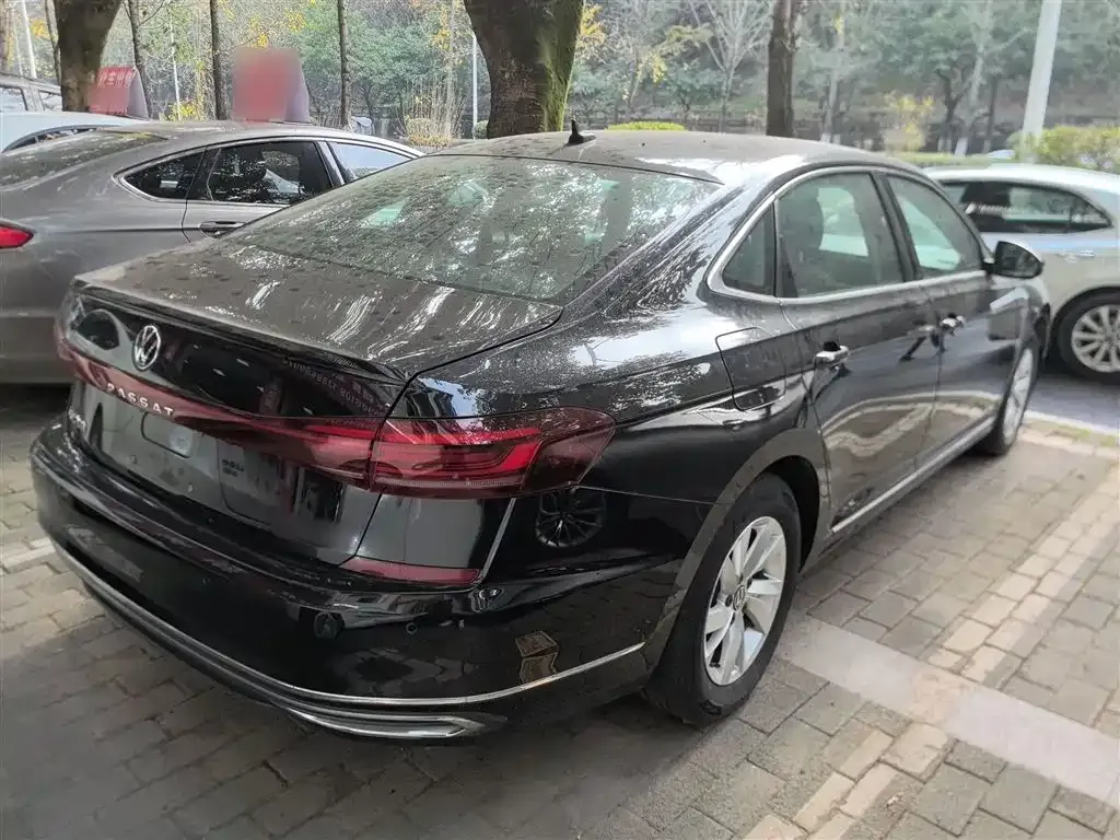 Volkswagen Passat — фото 7