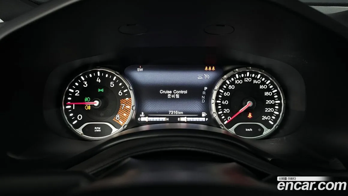 Jeep Renegade 2023 из KR, фото 8
