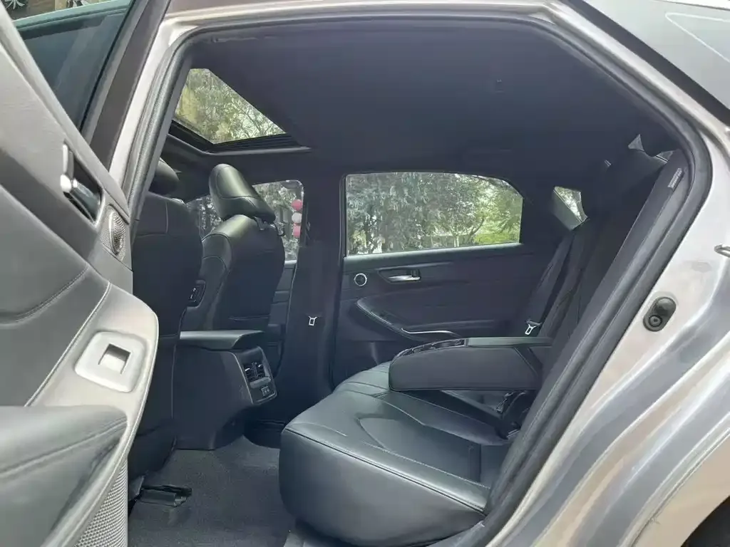 Toyota Avalon 2022 из CN, фото 5