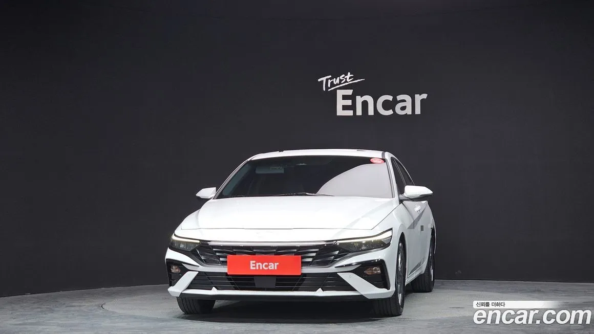 Hyundai AVANTE — фото 3