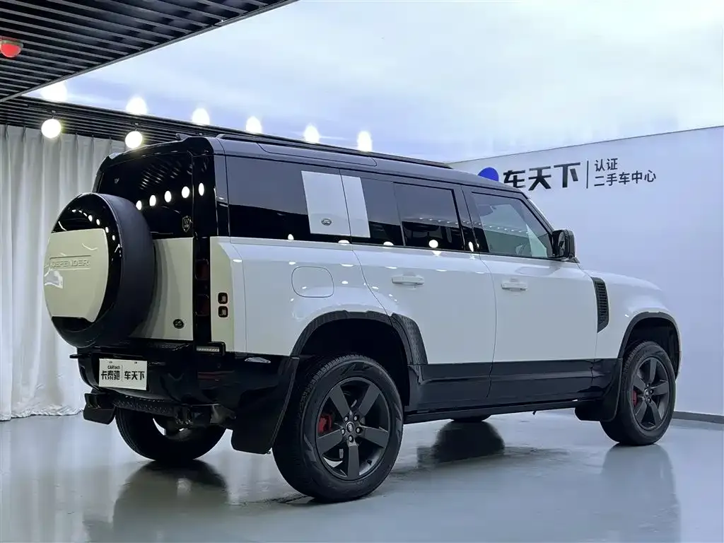 Land Rover Defender 2024 из CN, фото 10