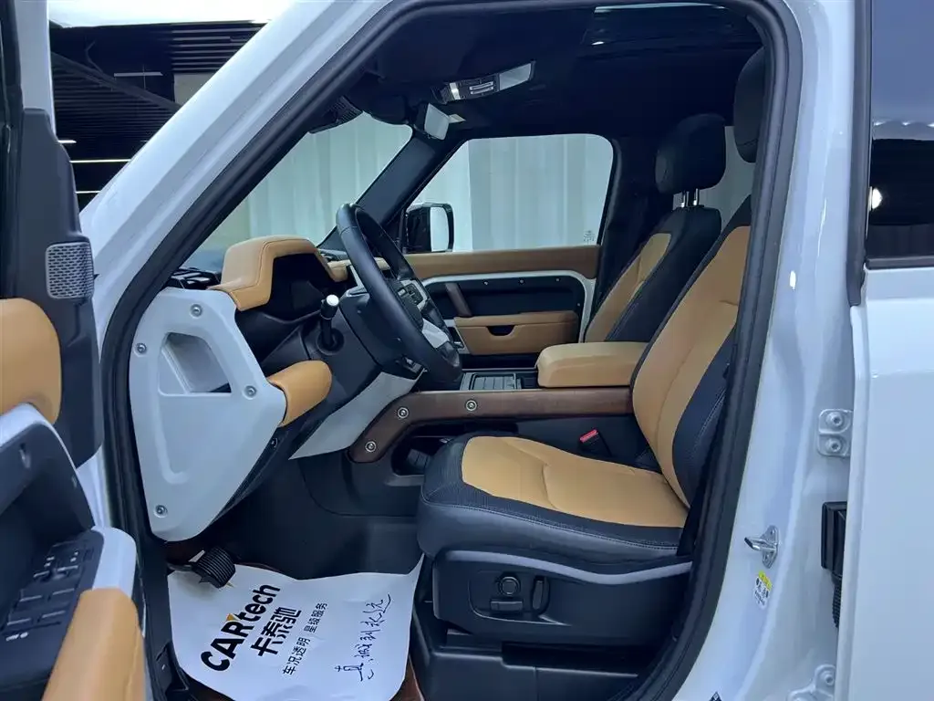 Land Rover Defender 2024 из CN, фото 4