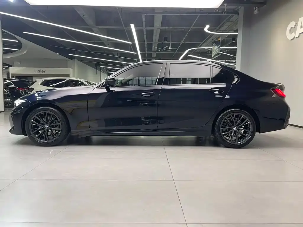 BMW 3 Series 2023 из CN, фото 5