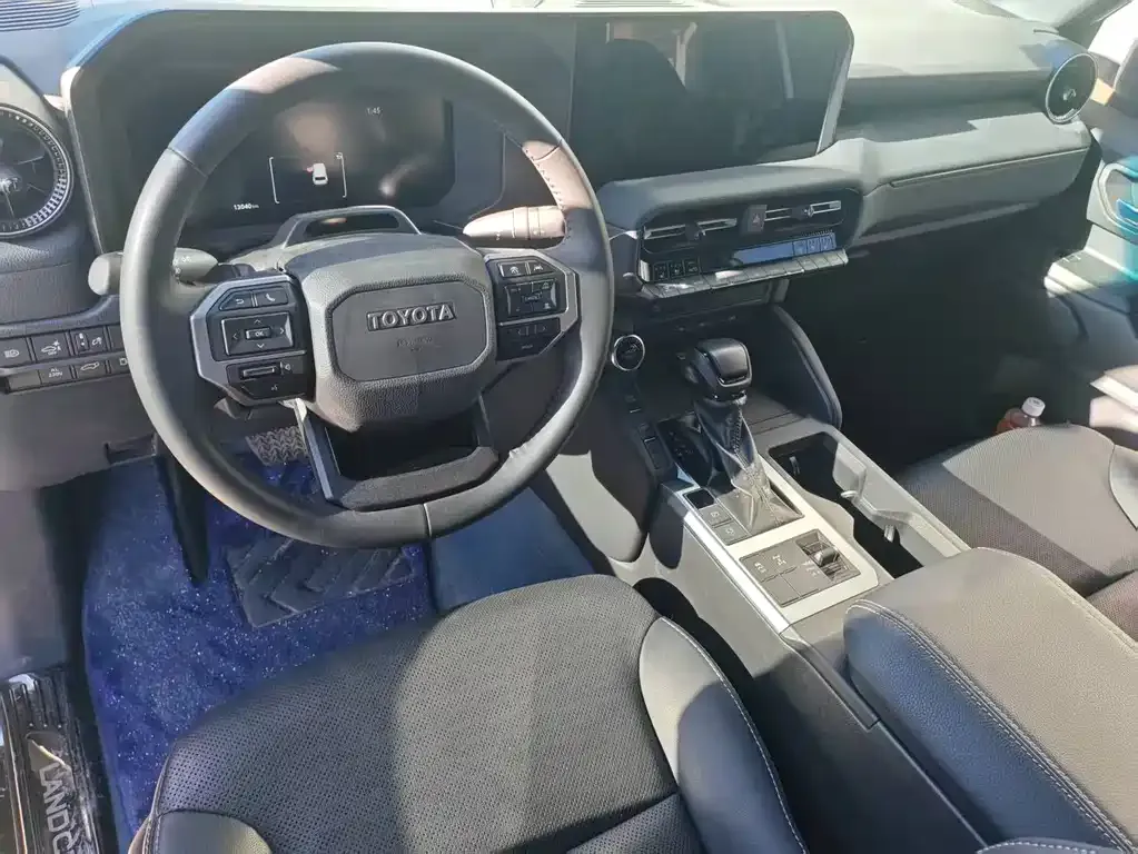 Toyota Prado 2025 из CN, фото 6
