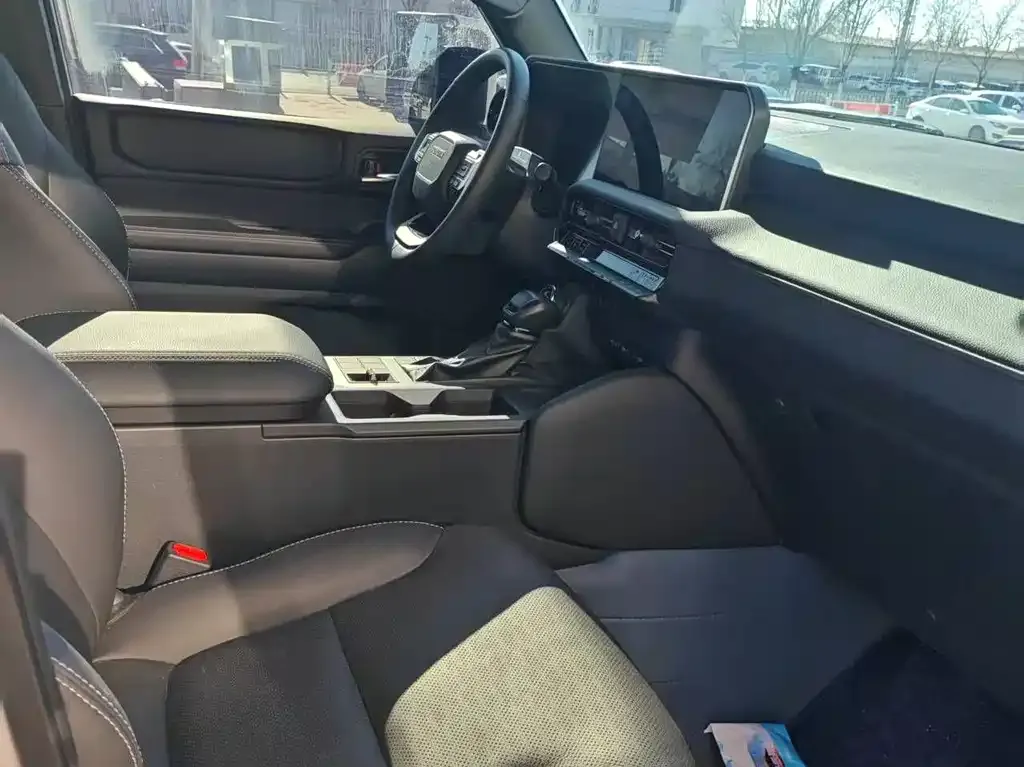 Toyota Prado 2025 из CN, фото 2