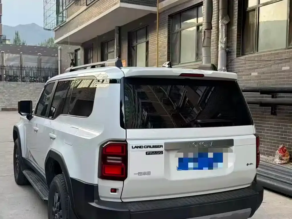 Toyota Prado 2025 из CN, фото 7